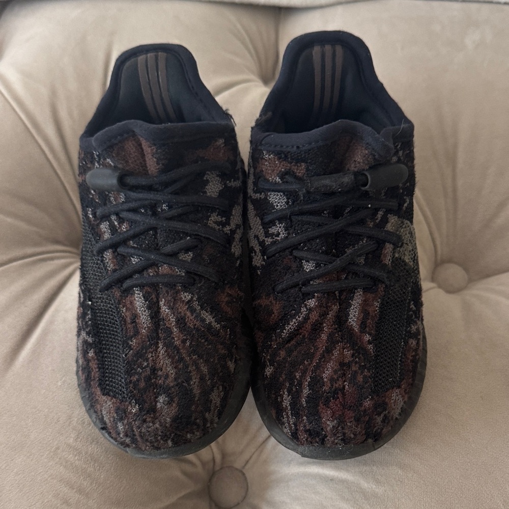 Yeezy Kids Sneakers - Black and Brown